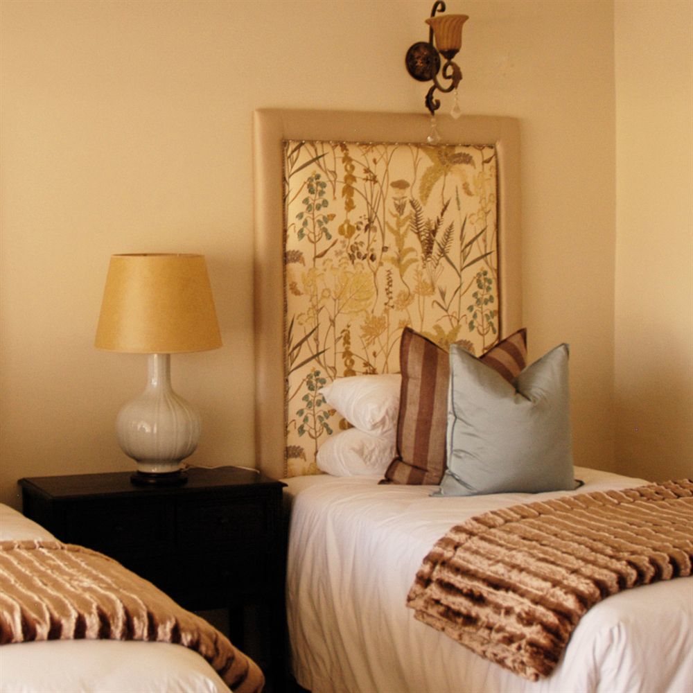 The Victoria Falls Deluxe Suites Esterno foto